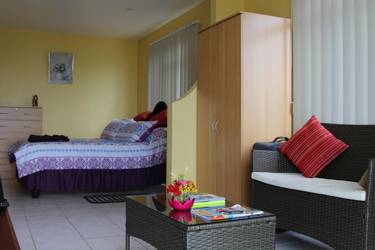Richards Travel Lodge Jamestown ภายนอก รูปภาพ